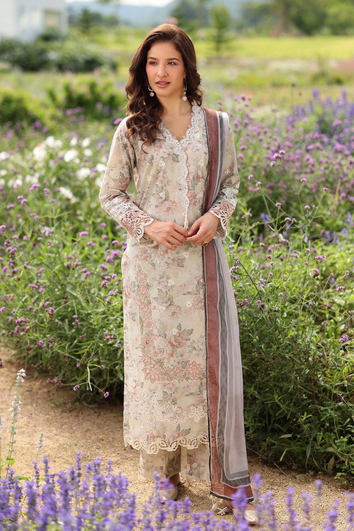 EMBROIDERED LAWN UF-4225