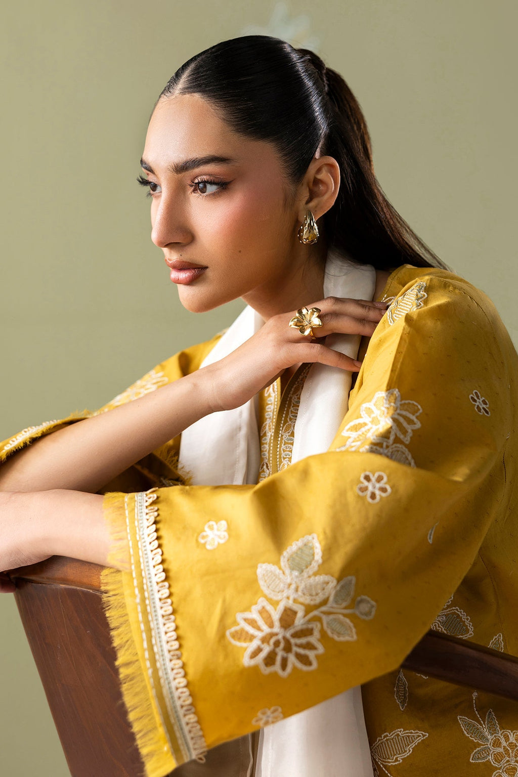 EMBROIDERED LAWN UF-4419