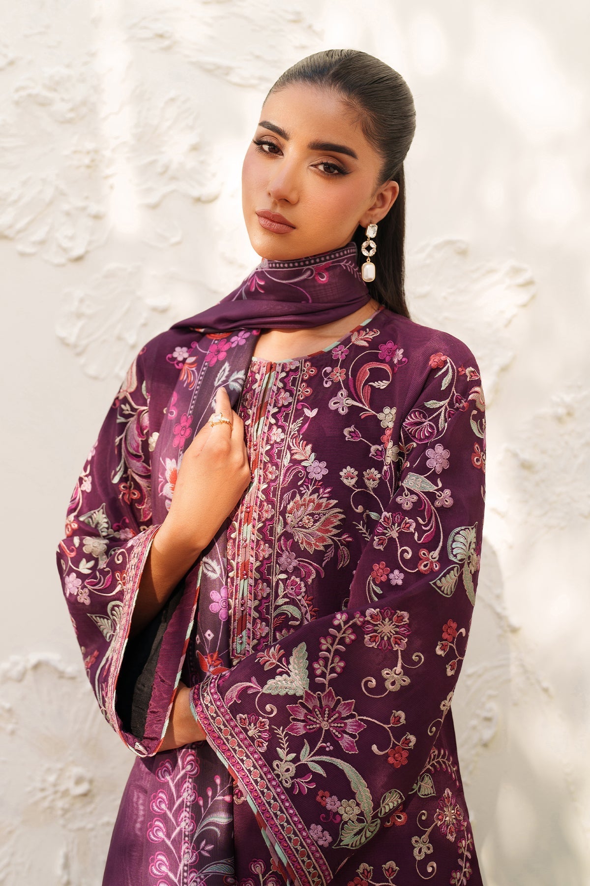 EMBROIDERED RAW SILK UF-4382