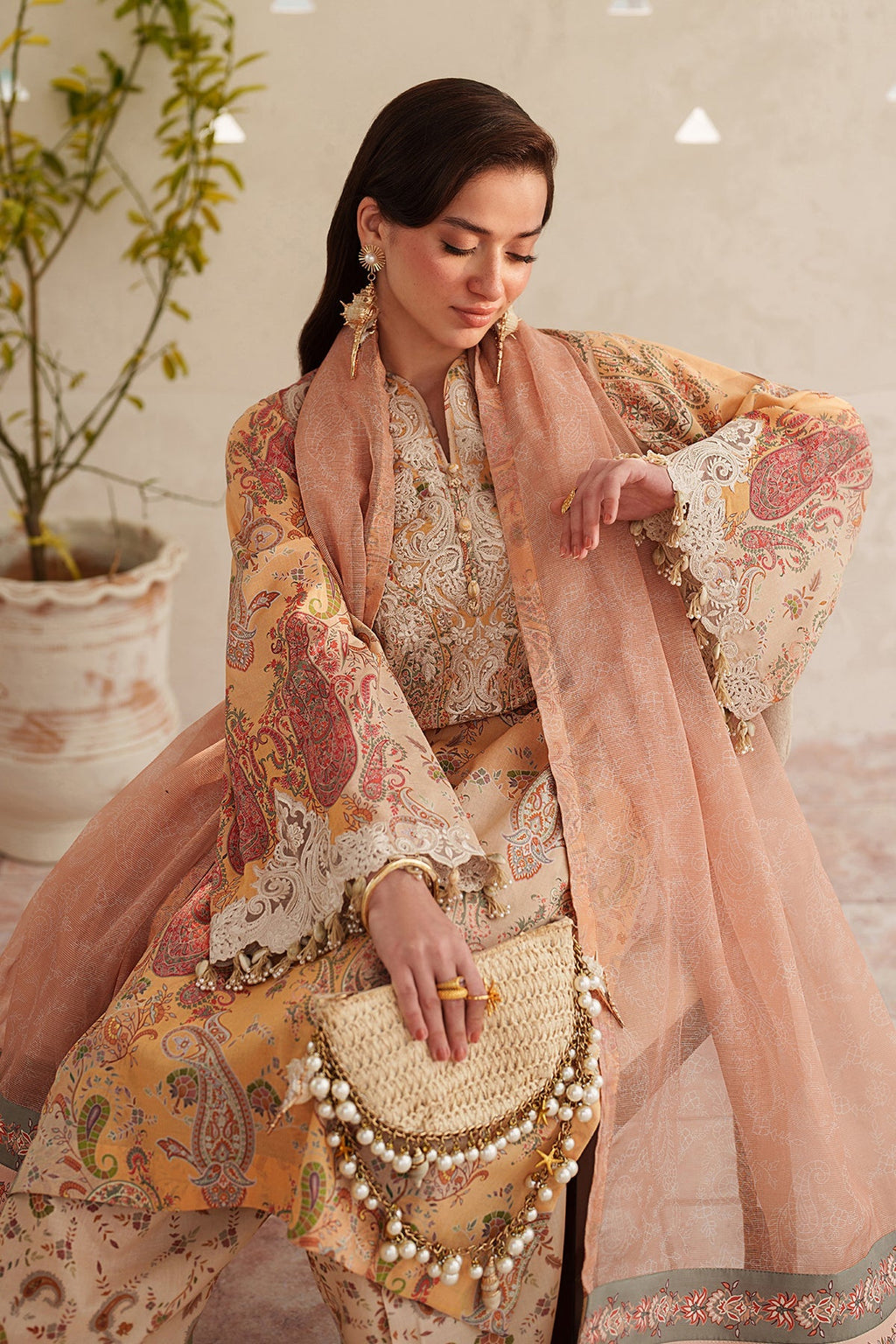EMBROIDERED LAWN UF-4403