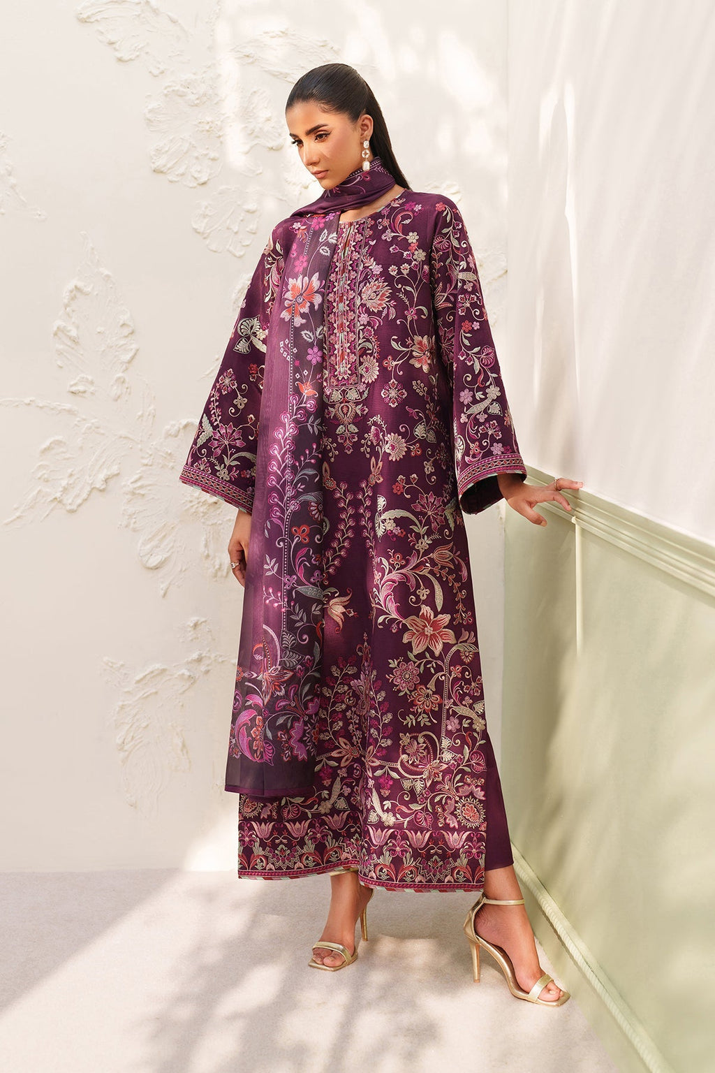EMBROIDERED RAW SILK UF-4382