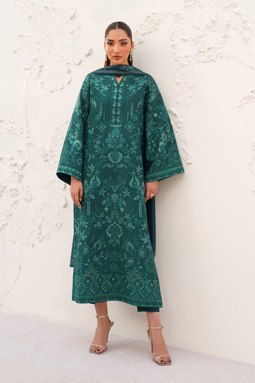 EMBROIDERED RAW SILK UF-4383