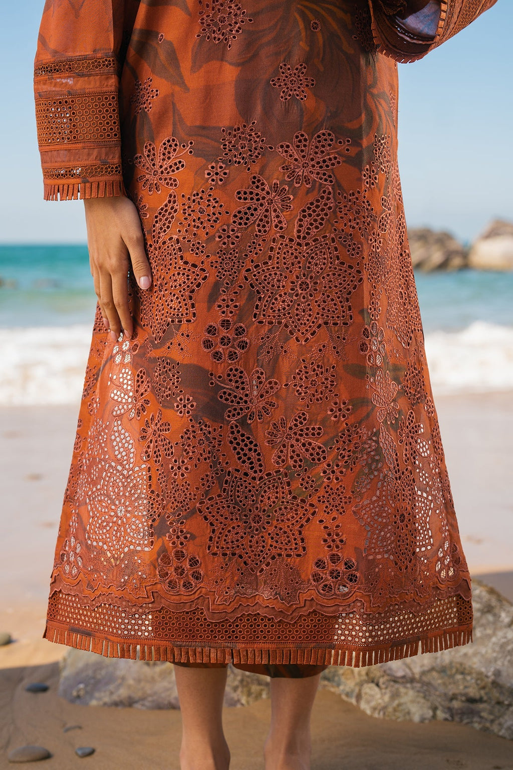EMBROIDERED PRINTED LAWN UF-4113