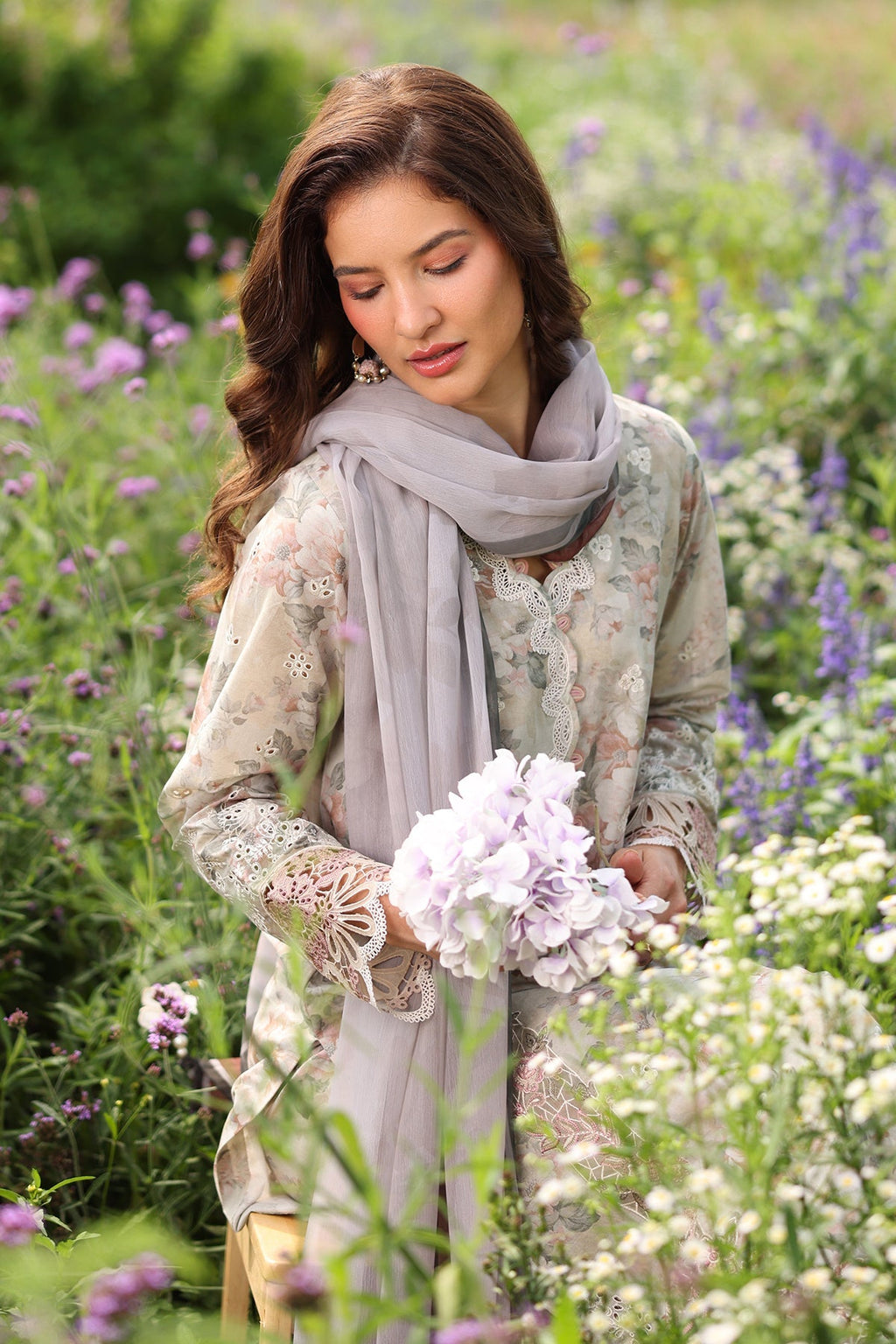 EMBROIDERED LAWN UF-4225