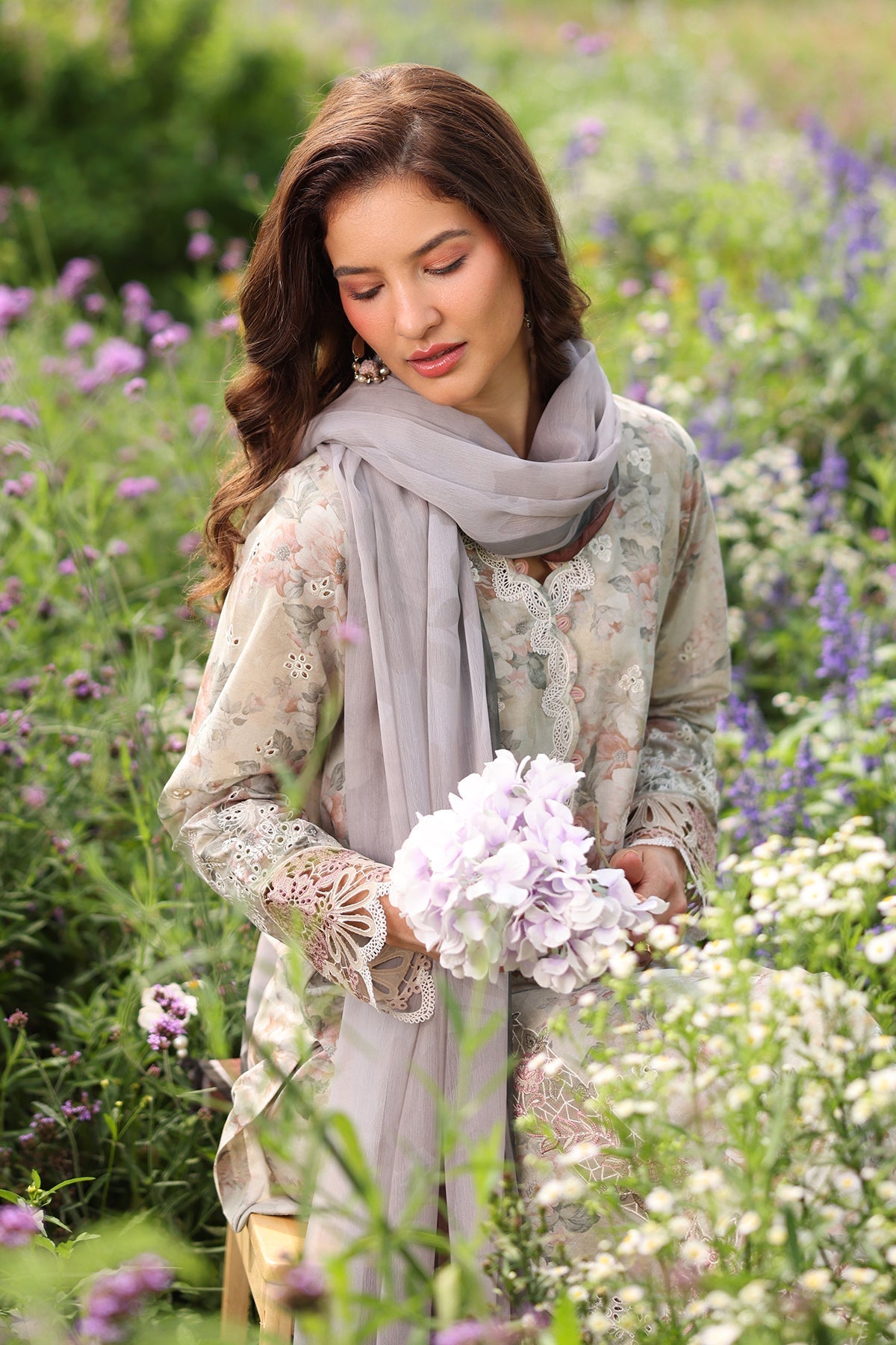 EMBROIDERED LAWN UF-4225