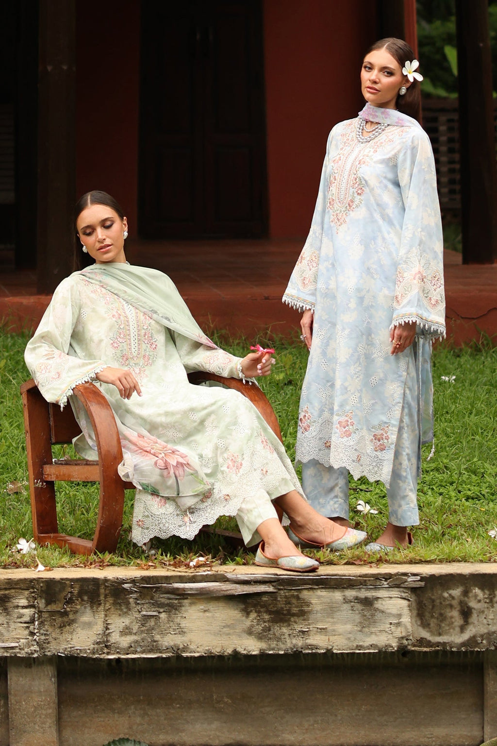 EMBROIDERED LAWN UF-4250