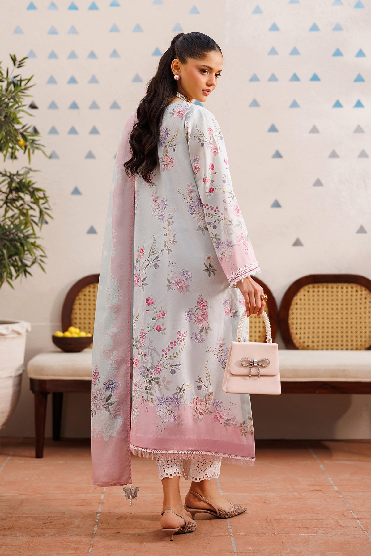 EMBROIDERED LAWN UF-4394