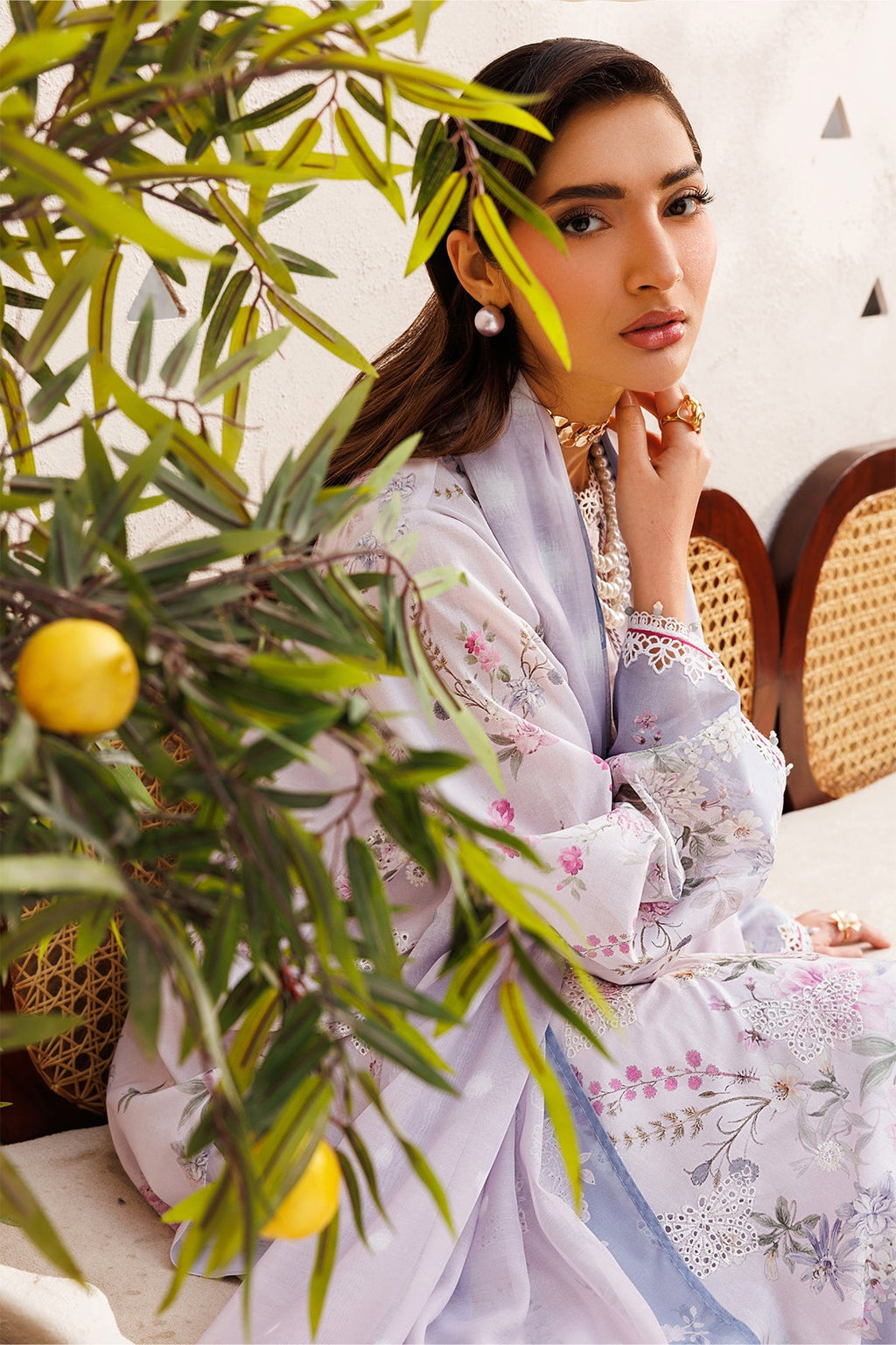 EMBROIDERED LAWN UF-4395
