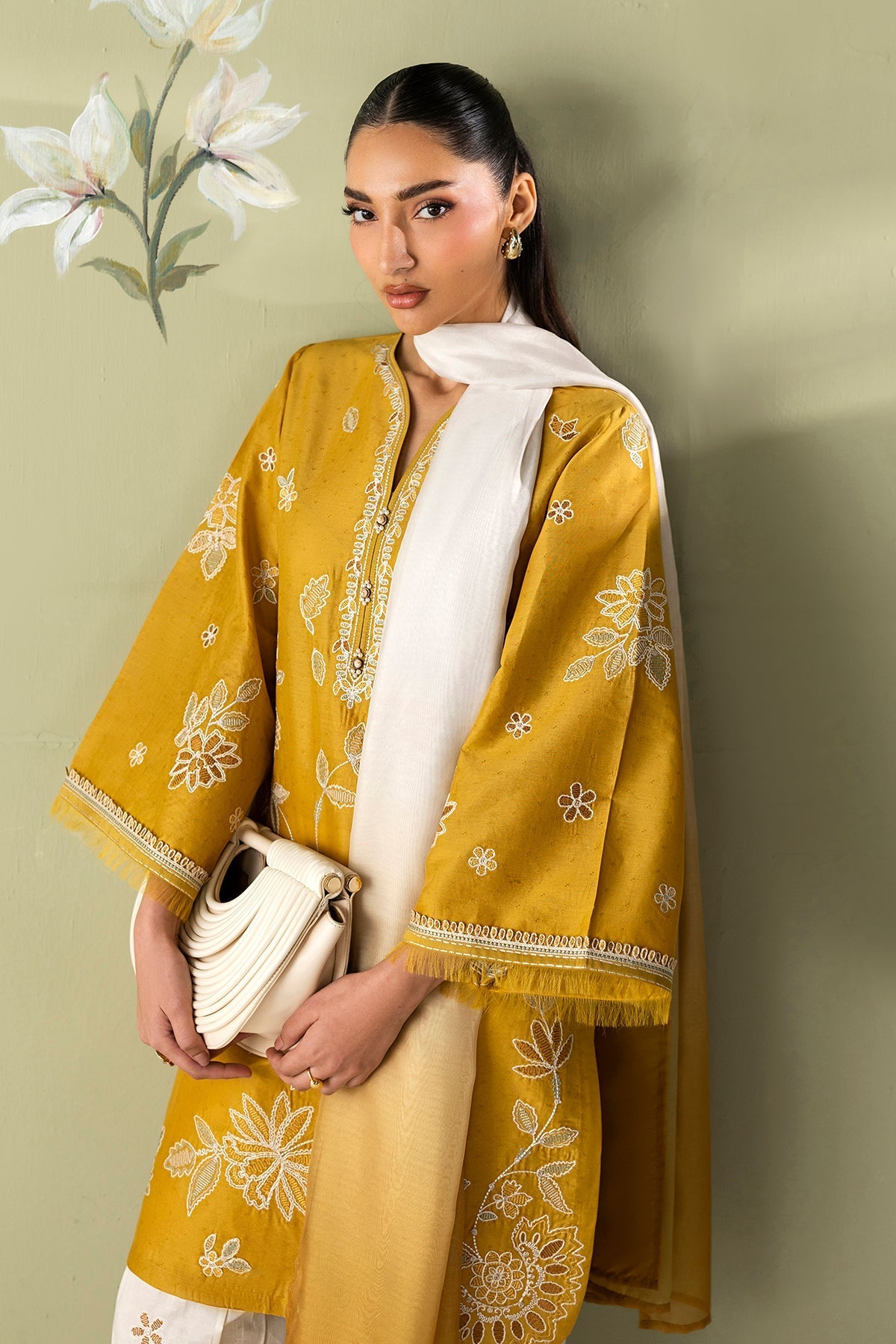 EMBROIDERED LAWN UF-4419